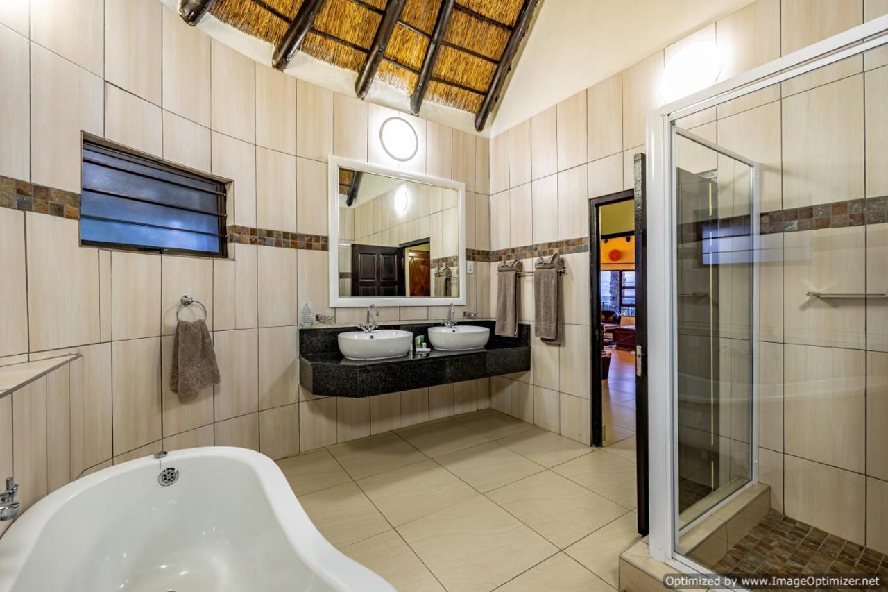 Zulu Nyala Game Lodge Hluhluwe Eksteriør bilde